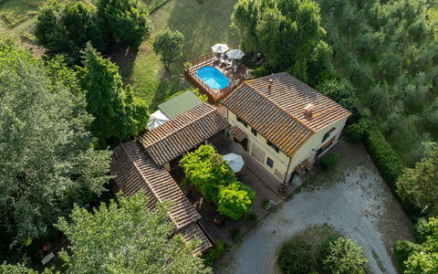 Podere la Botte, Pool, Lari: Barrio Residencial, Casa, Piscina, Asentamientos Humanos, Inmuebles, Recurso, Eco Hotel, Cabaña, Villa, Hacienda