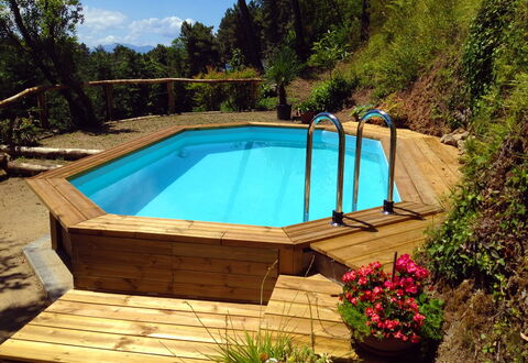 Podere la Botte, Pool, Lari: Madera, Ocio, Piscina, Manchas De Madera, Madera Dura, Patio Interior, Eco Hotel, Tablón, Mueble Para Exteriores