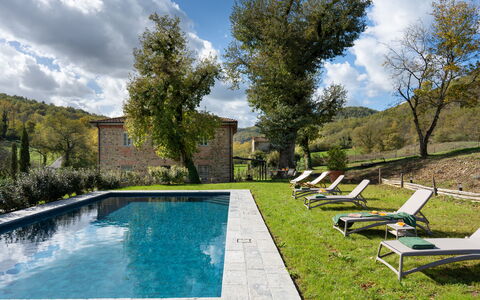 La Morella: Piscina, Jardín, Inmuebles, Mueble Para Exteriores, Paisajismo, Patio Interior, Villa, Fuente De Agua, Eco Hotel, Casa De Campo