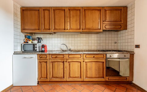 Relais de Ricci: Cocina, Madera, Mostrador, Aparato De Cocina, Piso, Electrodoméstico, Gabinetes, Diseño De Interiores, Suelo, Habitación