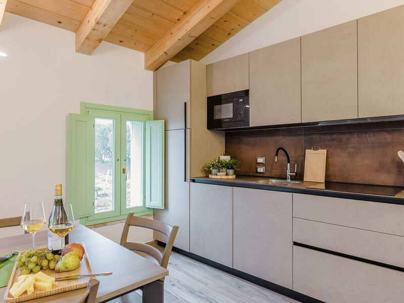 Zena Suite