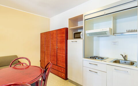 Alghero Residence, Seaside Apartments: Piso, Diseño De Interiores, Suelo, Madera, Techo, Habitación, Departamento, Manchas De Madera, Suelos De Madera, Madera Dura