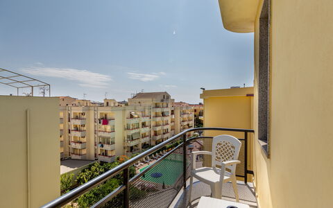 Alghero Residence, Seaside Apartments: Departamento, Balcón, Condominio, Hotel