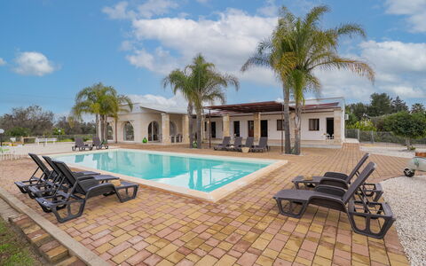 Apulia Retreat: Piscina, Recurso, Inmuebles, Hacienda, Sombra, Villa, Eco Hotel, Mansión, Hotel