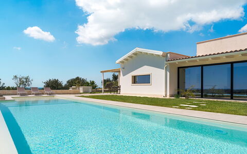 Villa Netina: Azul, Piscina, Material Compuesto, Recurso, Inmuebles, Ocio, Sombra, Eco Hotel, Villa, Paisajismo