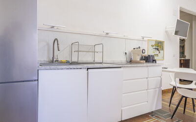 La Casa di Bruno, Terrace, in the Heart of Genova: Aparato De Cocina, Cocina, Piso, Diseño De Interiores, Electrodoméstico, Mueble, Mostrador, Madera, Gabinetes, Suelo