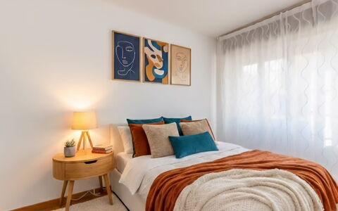 Casa Tania: Cama, Mueble, Diseño De Interiores, Habitación, Lecho, Pared, Sábana, Linos, Madera, Amortiguar