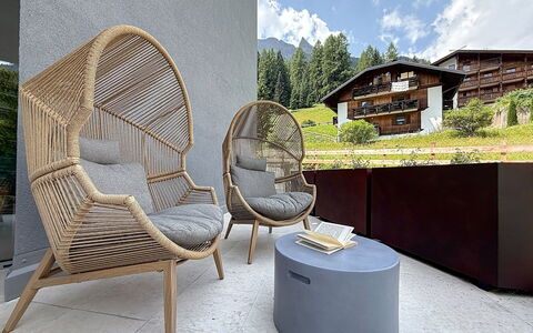 Domus Canazei: Mueble, Silla, Mueble Para Exteriores, Mimbre, Material Natural, Sala, Diseño, Brazo, Planta De Casa, Sofá