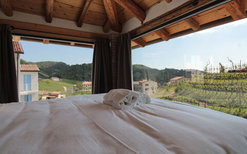 Villa Valdobbiadene Pool Spa: Balcón, Pueblo De Montaña, Eco Hotel