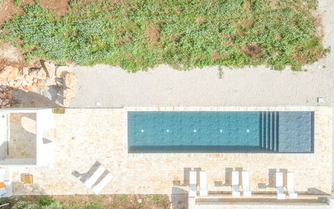 Terracorte Villa: Material Compuesto, Hormigón, Material Natural, Piscina, Pasarela, Tablón