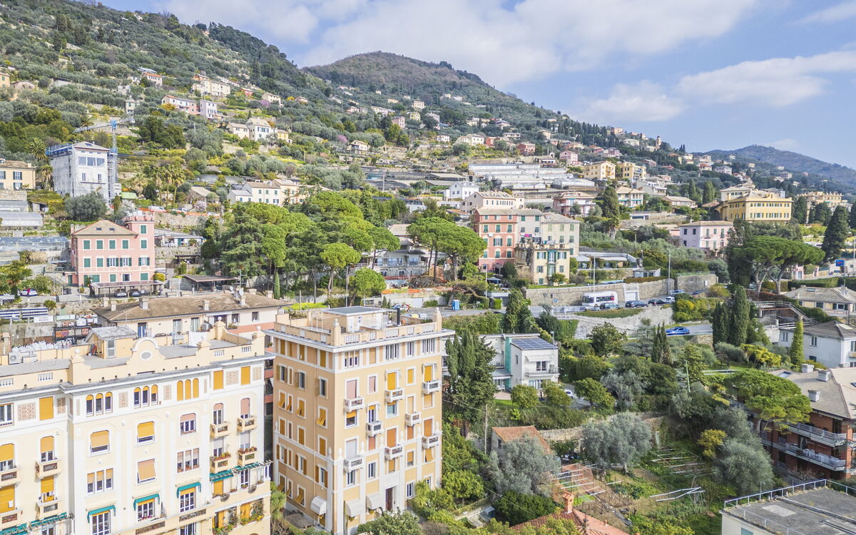 Focaincontromano Apartment with Sea View, Genoa