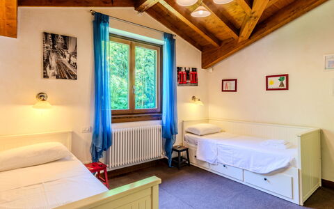 Dervio 623: Casa, Casa, Mueble, Habitación, Cama, Hotel, Lecho, Dormitorio, Marco