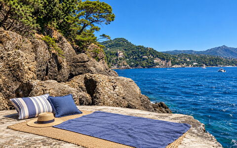 Portofino – Private Sea Access & Car-Free Luxury H: Mar, Costeras Y Los Accidentes Geográficos Oceánico, Costa, Playa, Oceano, Mueble Para Exteriores, Linos, Ocio, Apuntalar, Vacaciones