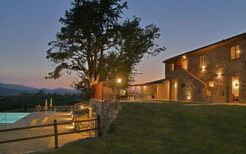 Villa Il Noccioleto: Casa, Casa, Cabaña, Inmuebles, Casa De Campo, Villa, Eco Hotel, Piscina, Noche, Mansión