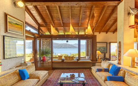 Isa Villa: Diseño De Interiores, Recurso, Mueble, Casa, Eco Hotel, Sofá, Sala, Inmuebles, Hotel, Villa