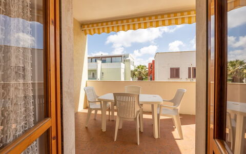 Appartamento Smeraldo, Gallipoli: Departamento, Balcón, Manchas De Madera, Sombra, Hotel