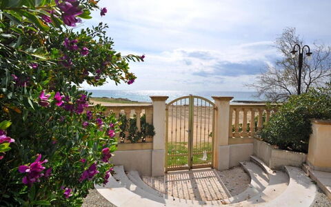 Appartamento Calanca, Marina di Mancaversa: Mar, Oceano, Jardín, Sombra, Costa, Paisajismo, Balcón, Pasarela, Maceta, Planta De Casa