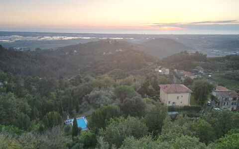 Villa Il Torrazzo, Vista Mare, Massarosa: Azul, Naturaleza, Horizonte, Vegetación, Paisaje, Mañana, Luz De Sol, Noche, Hill Station, Vista Panorámica