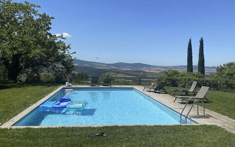 Podere i Prati: Piscina, Recurso, Inmuebles, Mueble Para Exteriores, Hacienda, Sombra, Ocio, Patio Interior, Jardín, Eco Hotel