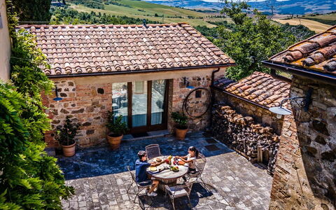 Podere i Prati: Casa, Cabaña, Maceta, Puerta, Casa, Losa, Casa De Campo, Jardín, Patio, Patio