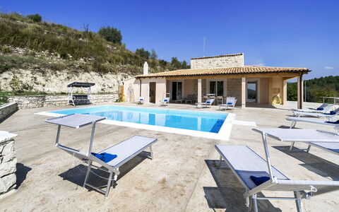 Villa Belvedere: Piscina, Recurso, Inmuebles, Mueble Para Exteriores, Villa, Hotel, Eco Hotel