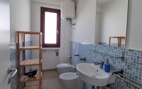 Borgo Vigata 3: Piso, Diseño De Interiores, Suelo, Arreglo De Tubería, Lavabo Del Baño, Baño, Lavabo, Grifo, Plomería, Encendiendo