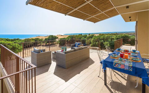 Casa Gentile: Balcón, Sombra, Porche, Eco Hotel, Manchas De Madera, Recurso, Inmuebles, Silla, Villa, Hotel
