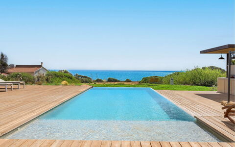 Villa Smeralda: Azul, Agua, Mar, Ocio, Piscina, Oceano, Recurso, Eco Hotel, Sombra, Boardwalk
