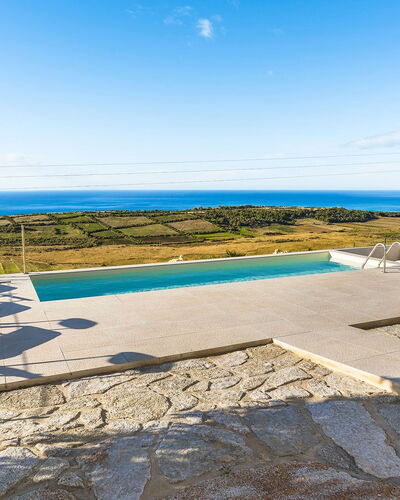 Villa Lily: Azul, Piscina, Losa, Pasarela, Loseta