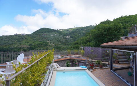Villa Pietraluna: Piscina, Recurso, Balcón, Eco Hotel, Ciudad De Vacaciones