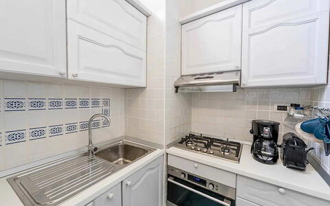 Casa Oscar: Cocina, Aparato De Cocina, Electrodoméstico, Mostrador, Estufa De Cocina, Gabinetes, Piso, Electrodoméstico, Estufa, Diseño De Interiores