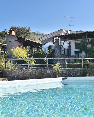 Villa Birbante: Piscina, Recurso, Hacienda, Sombra, Patio Interior, Fuente De Agua, Eco Hotel, Estructura Al Aire Libre, Losa