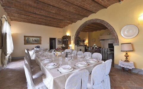 Villa Michelangelo: Mueble, Casa, Silla, Villa, Cocina Y Comedor Mesa, Planta De Casa, Comedor, Hotel, Maceta, Lámpara