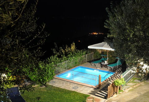 Casa 2 Ulivi: Piscina, Mueble Para Exteriores, Recurso, Ocio, Eco Hotel, Sombra, Hacienda, Vacaciones, Paraguas, Hotel