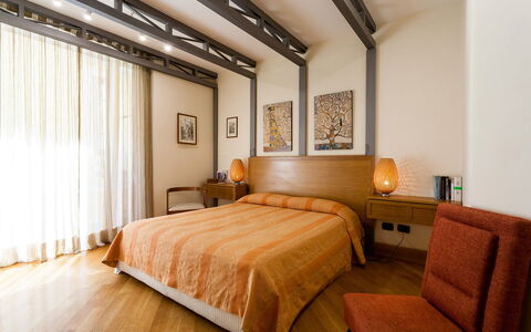 Casa Rossella: Cama, Mueble, Diseño De Interiores, Lecho, Habitación, Sábana, Suelo, Piso, Habitación, Madera
