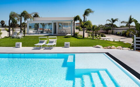 Casa Sunshine: Piscina, Recurso, Eco Hotel, Mueble Para Exteriores, Ocio, Sombra, Villa, Inmuebles, Hotel