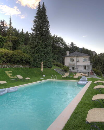 Villa Alina: Piscina, Jardín, Césped, Inmuebles, Ocio, Paisajismo, Eco Hotel, Casa De Campo, Yarda, Recurso