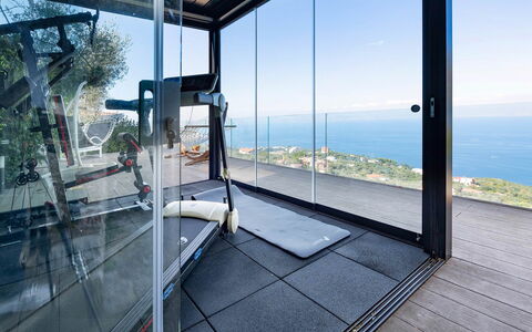 Villa Davide: Suelo, Piso, Vaso, La Luz Del Día, Silla, Aluminio, Piscina, Eco Hotel, Planta De Casa