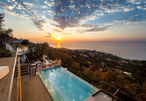 Villa Davide: Agua, Piscina, Recurso, Ocio, Oscuridad, Eco Hotel, Noche, Ciudad De Vacaciones, Hotel, Vacaciones