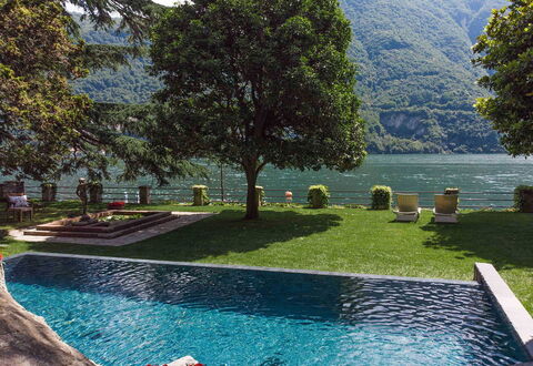 Villa Traversi: Agua, Montaña, Piscina, Cordillera, Lago, Ocio, Valle, Reservorio, Alpes, Lago