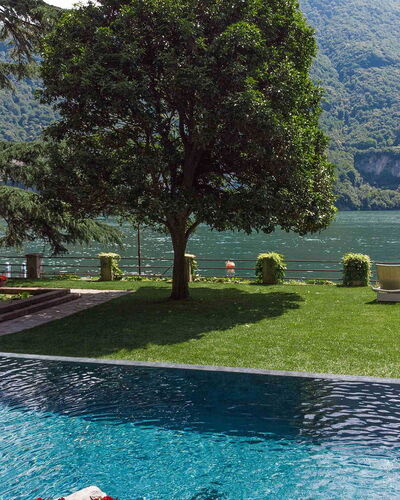 Villa Traversi: Agua, Montaña, Piscina, Cordillera, Lago, Ocio, Valle, Reservorio, Alpes, Lago