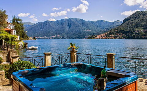 Villa Virginia: Azul, Agua, Piscina, Recurso, Ocio, Eco Hotel, Ciudad De Vacaciones, Hotel, Planta De Casa