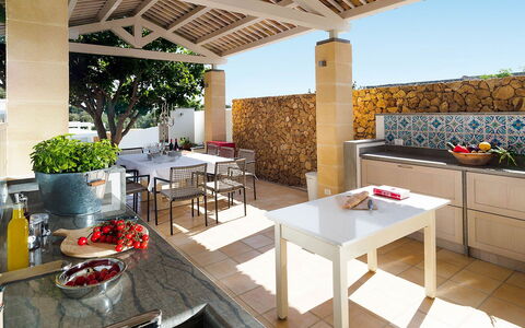 Sun Stone: Mueble, Piso, Silla, Suelo, Mueble Para Exteriores, Casa, Cocina, Maceta, Planta De Casa, Mostrador
