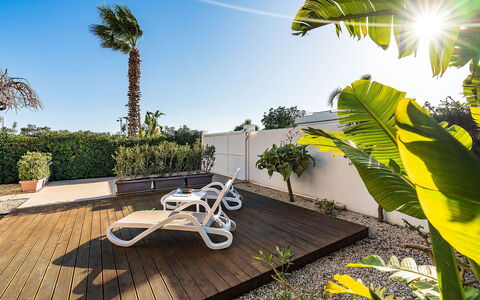 Kalimba: Mueble Para Exteriores, Sombra, Recurso, Eco Hotel, Paisajismo, Jardín, Sunlounger, Yarda, Zona Tropical