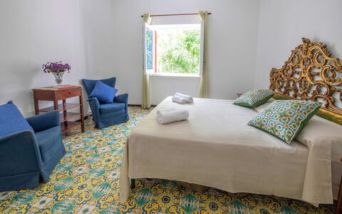 Apartment Amina: Piso, Suelo, Diseño De Interiores, Mueble, Habitación, Planta De Casa, Maceta, Linos, Hotel, Cama