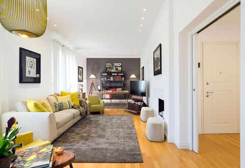 La Terrazza: Mueble, Diseño De Interiores, Suelo, Piso, Sofá, Pared, Suelos De Madera, Sala, Habitación, Madera