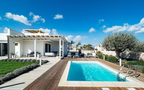 Rosemary: Recurso, Piscina, Eco Hotel, Mueble Para Exteriores, Sombra, Ocio, Villa, Inmuebles, Silla
