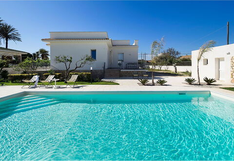 Villa Emma: Piscina, Recurso, Material Compuesto, Inmuebles, Eco Hotel, Hacienda, Paisajismo, Losa, Sombra, Villa