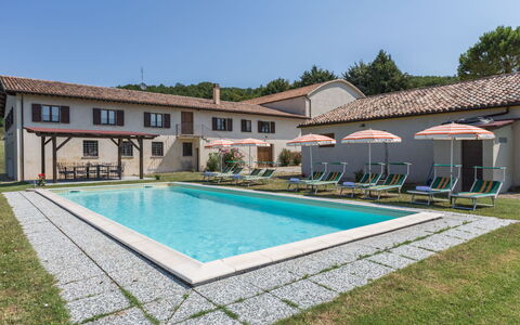 Villa Felice, Private Pool and Hills: Inmuebles, Hacienda, Césped, Recurso, Patio, Villa, Yarda, Casa De Campo, Piscina, Hotel