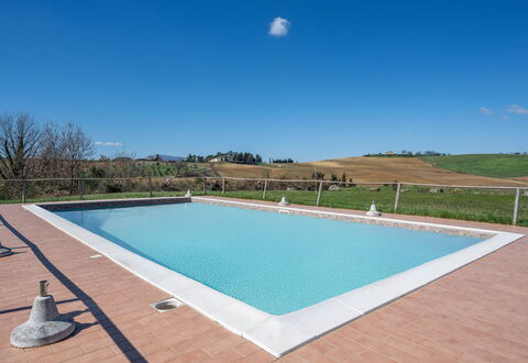Il Giuncheto, Pool, Amazing View, Umbrian Countrys: Piscina, Material Compuesto, Sombra, Recurso, Thermae, Fuente De Agua, Loseta, Mueble Para Exteriores, Hacienda, Villa